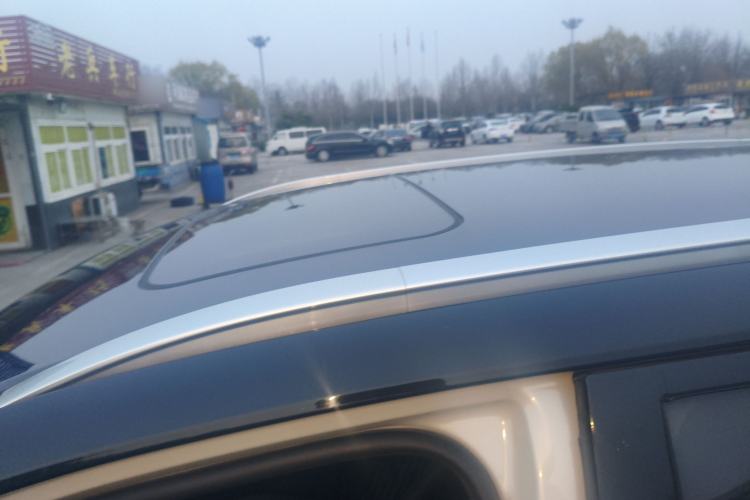 Used Wuling Asta 2022 2.0L DHT Electric-Speed Version
