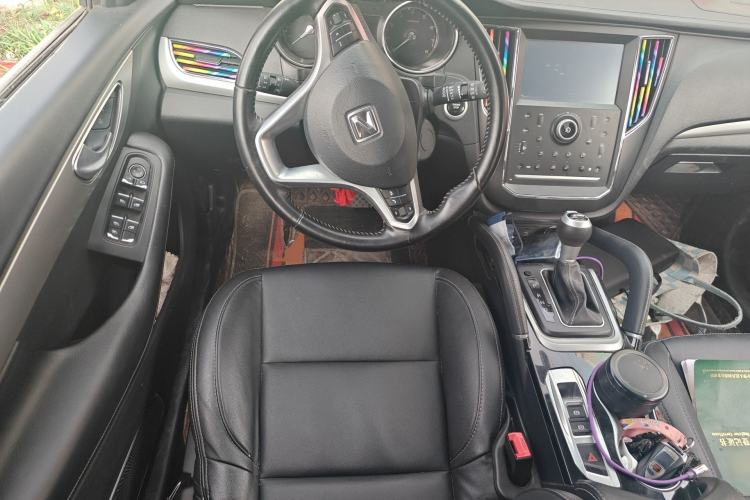 Used Zotye SR7 2016 1.5T CVT Cube Road Edition China V Standard
