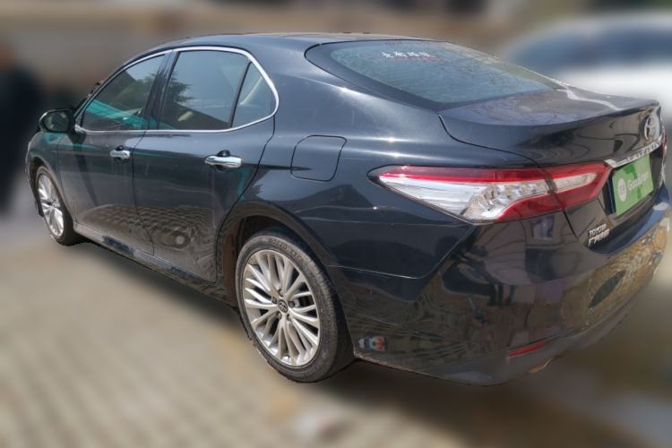 Used Toyota Camry 2018 2.5G Luxury Edition
