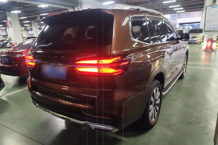 Used Roewe RX8 2018 30T Smart Connectivity Two-Wheel Drive Flagship Edition
