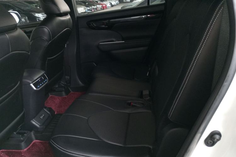 Used Toyota Crown Kluger 2021 2.5L HEV Four-Wheel Drive Elite Edition Left Rear Seat