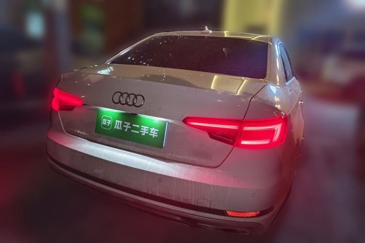 Used Audi A4L 2019 40 TFSI Fashion Version China V