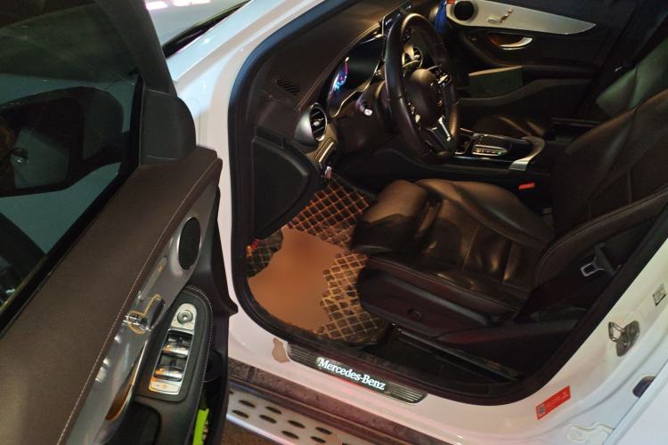 Used Mercedes-Benz GLC 2020 Facelifted GLC 260 L 4MATIC Dynamic Edition
