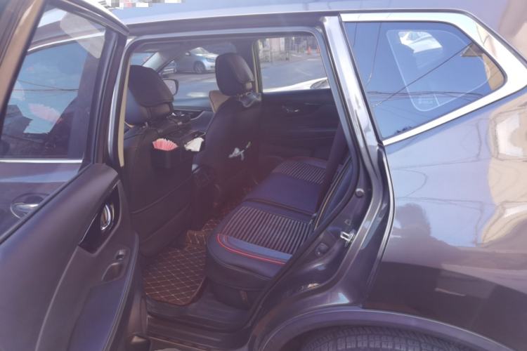 Used Nissan X-Trail 2019 2.0L CVT Smart Connect Comfort Edition 2WD