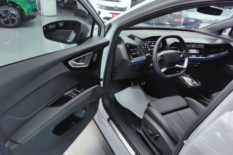 Used Audi Q4 e-tron 2024 40 e-tron Boundary Edition
