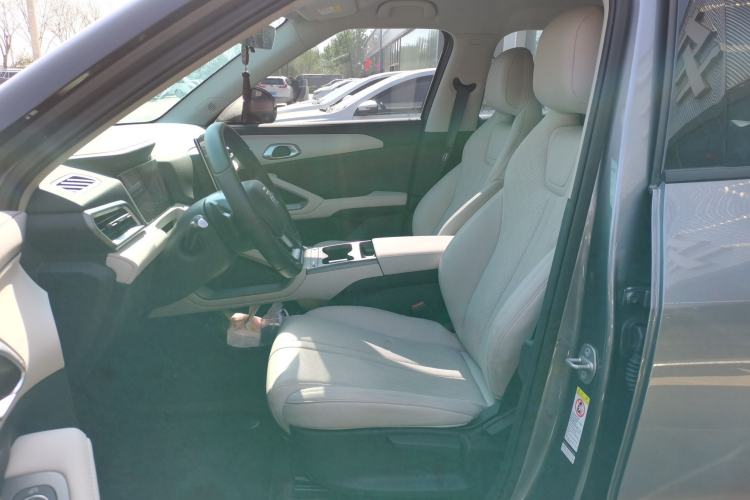 Used BYD Yuan UP 2025 Intelligent Driving Version 401 KM Dynamic Edition
