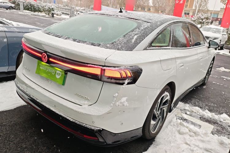 Used Volkswagen ID.7 VIZZION 2024 AIR model
