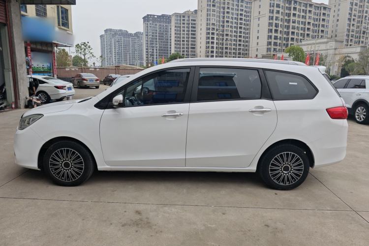 Used Haima V70 2016 2.0L Manual - Comfort Edition 5 Seats
