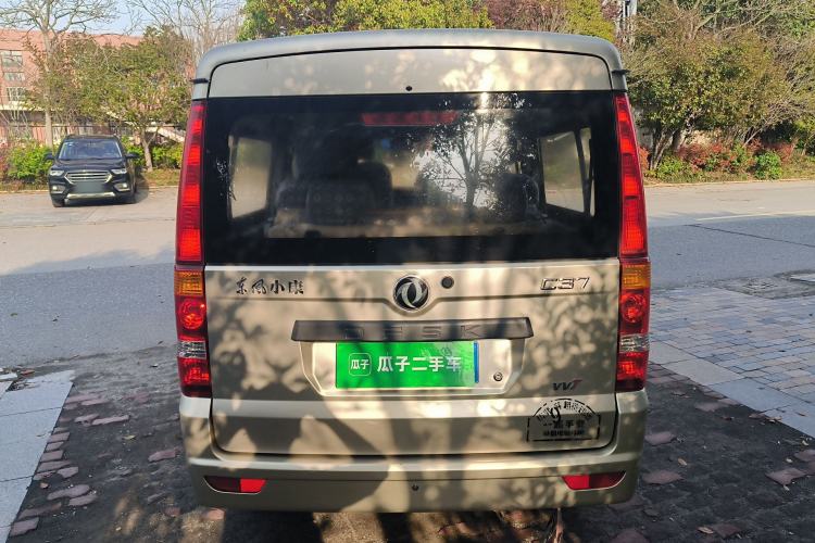 Used Dongfeng Xiaokang C37 2012 1.4L Standard Edition DK13-06
