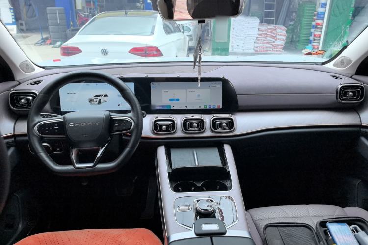 Used Chery Tiggo 9 C-DM 2025 1.5T 106KM Ultra-Comfort Version 7 Seats Lithium Iron Phosphate
