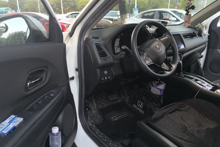 Used Honda Vezel 2020 1.5L CVT Pioneer Edition Driver Seat