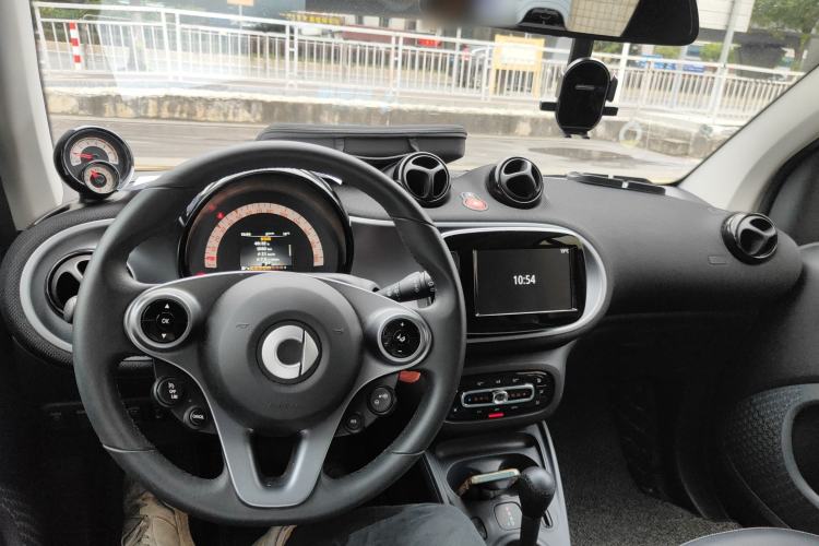 Used smart fortwo 2018 0.9T 66kW Hardtop Pioneer Edition China V Emission Standard