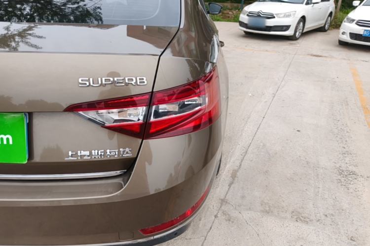 Used Skoda Superb 2016 TSI330 DSG Smart Drive Edition
