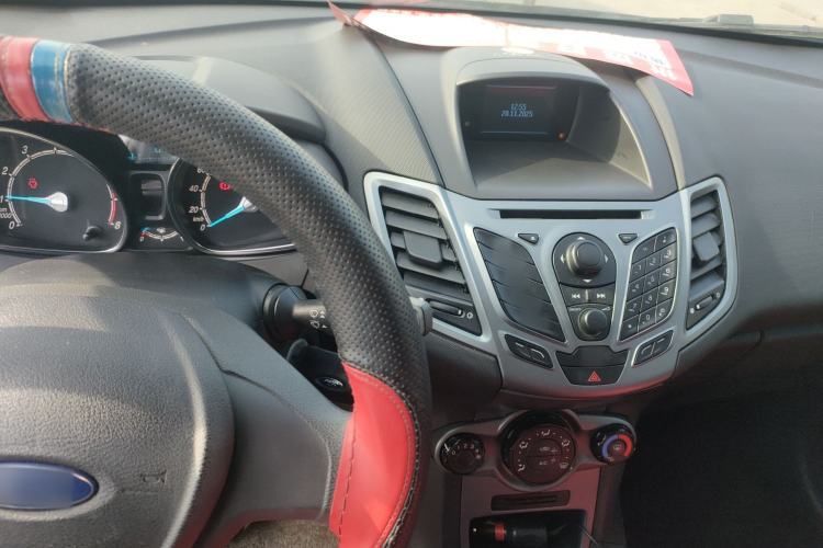 Used Ford Fiesta 2013 Hatchback 1.5L Manual Fashion Edition