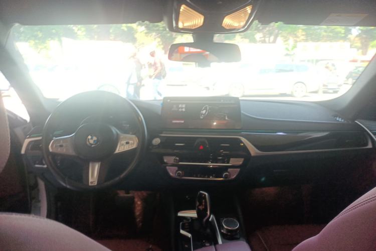 Used BMW 5 Series 2022 Second Facelift 525Li M Sport Package