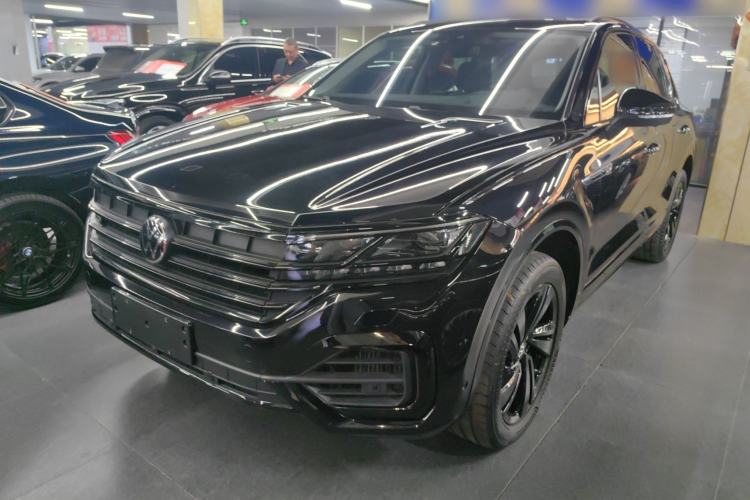 Used Volkswagen Touareg 2022 3.0 TSI Luxury Edition Black Diamond Sport Package
