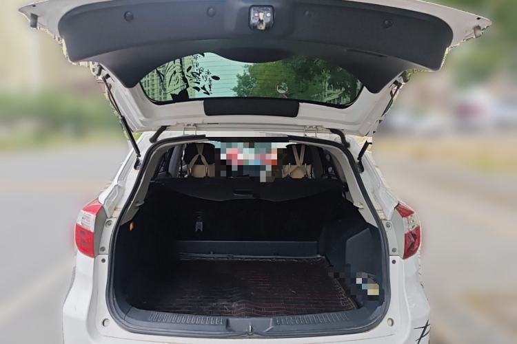 Used Venucia T70 2016 1.6L Manual Ruixing Edition
