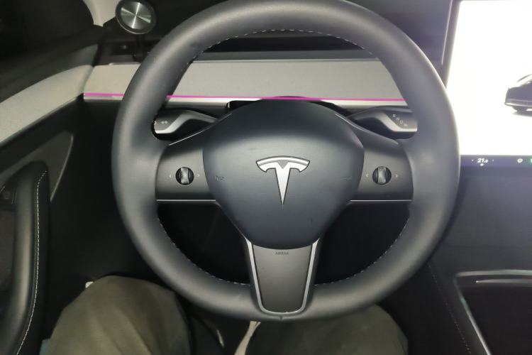 Used Tesla Model Y 2023 Rear-Wheel-Drive Version