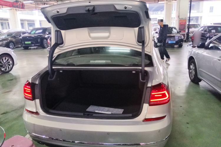 Used Volkswagen Passat 2016 330TSI DSG Luxury Edition Trunk