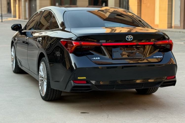 Used Toyota Avalon 2019 Dual-Engine 2.5L Luxury Edition China VI Standard
