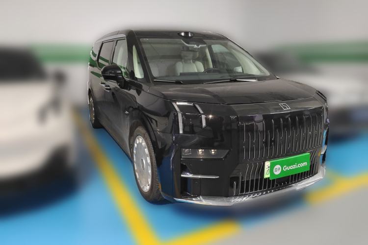 Used Zeekr 009 2024 GAC Trumpchi
