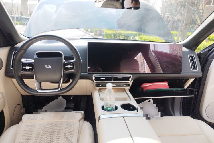 Used Li Auto L8 2023 Air model