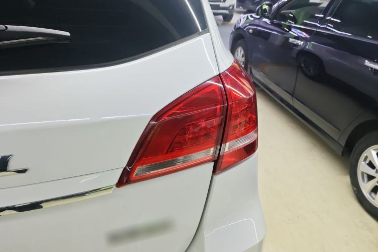 Used Haval H2 2018 Red-Label 1.5T Manual Two-Wheel Drive Luxury Model
