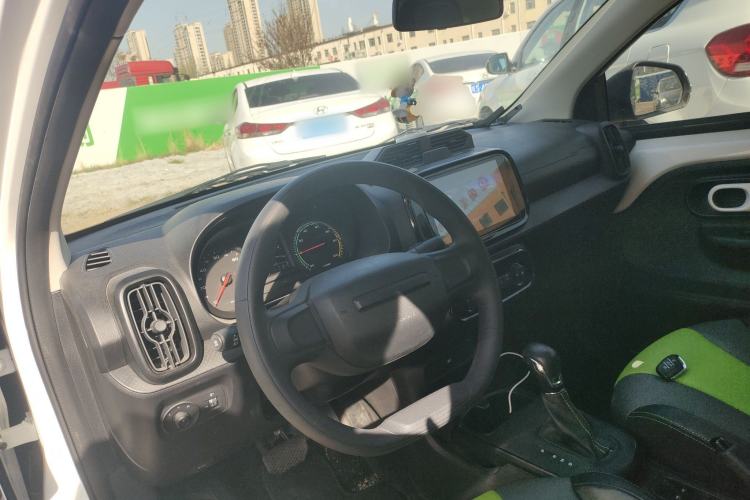 Used Roewe Clever 2021 302 km New Four-Seater Super-Efficient Version