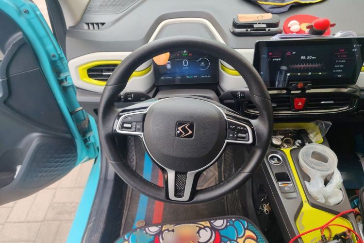 Used SOL E10X 2021 302 km Range Luxury Version 30.2 kWh
