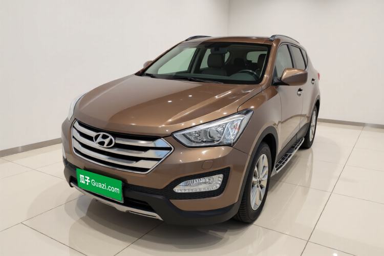 Used Hyundai Santa Fe 2013 2.4L Automatic 4x4 Prestige Edition
