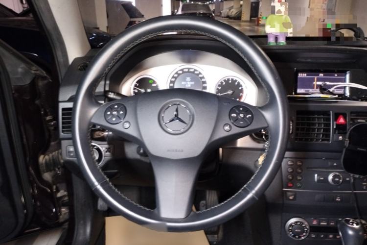 Used Mercedes-Benz GLK-Class 2010 GLK 300 4MATIC Fashion Model Steering Wheel