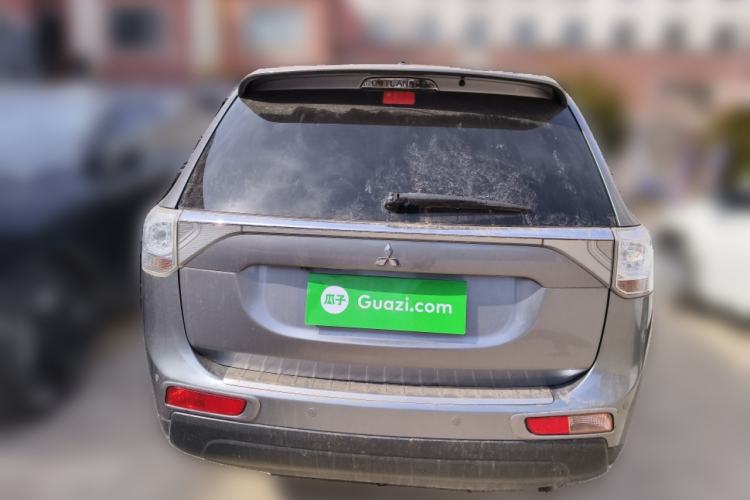 Used Mitsubishi Outlander 2014 2.4L 4x4 Deluxe Value Edition 5 Seats