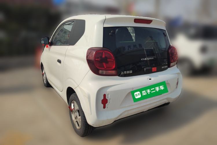 Used Roewe Clever 2021 302 km New Four-Seater Super-Efficient Version
