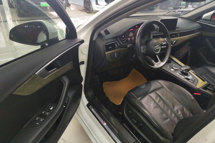Used Audi A4L 2019 40 TFSI Fashion Edition China VI Emission Standard