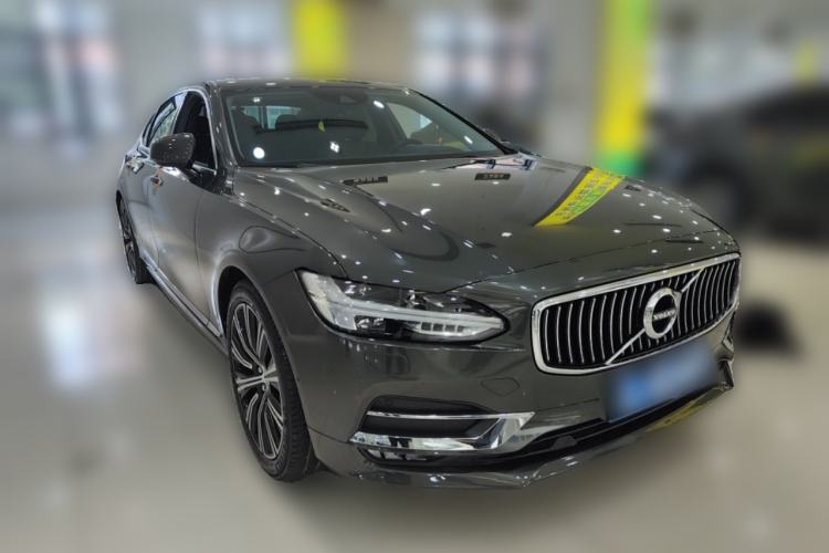 Used Volvo S90 2020 T5 Zhiyuan Luxury Edition Front Right 45 Deg