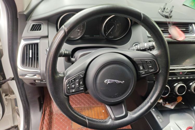 Used Jaguar E-PACE 2018 P200 S China VI Steering Wheel