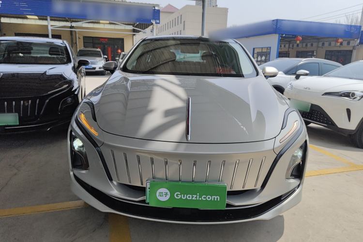 Used Hongqi E-QM5 2022 431 km Charge & Enjoy Edition Front