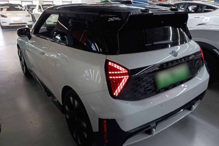 Used MINI Electric COOPER JCW 2025 JOHN COOPER WORKS