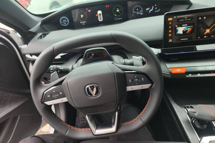 Used Changan UNI-V 2022 1.5T Prestige Version