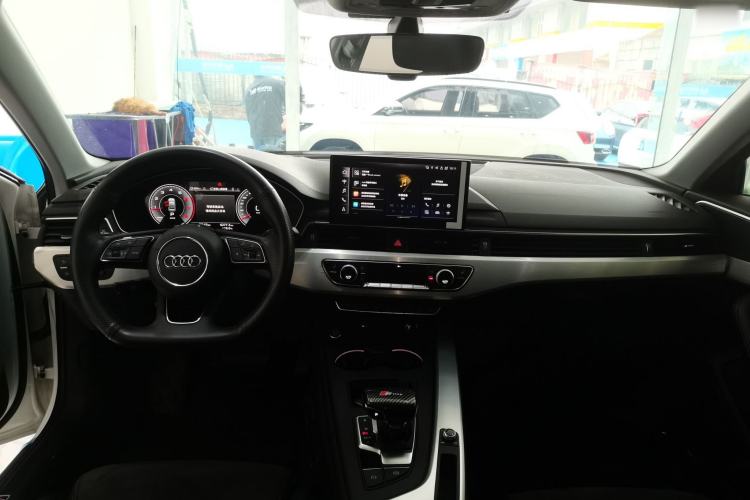 Used Audi A4L 2023 40 TFSI Luxury Dynamic Model