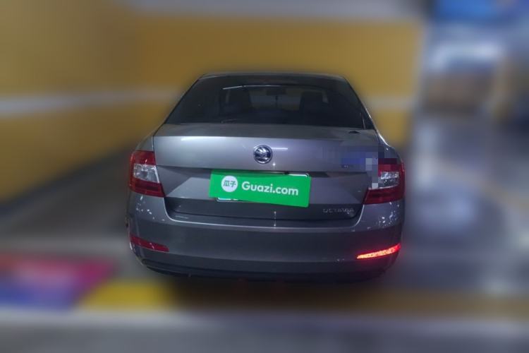 Used Skoda Octavia 2015 1.6L Manual Eado Edition Rear