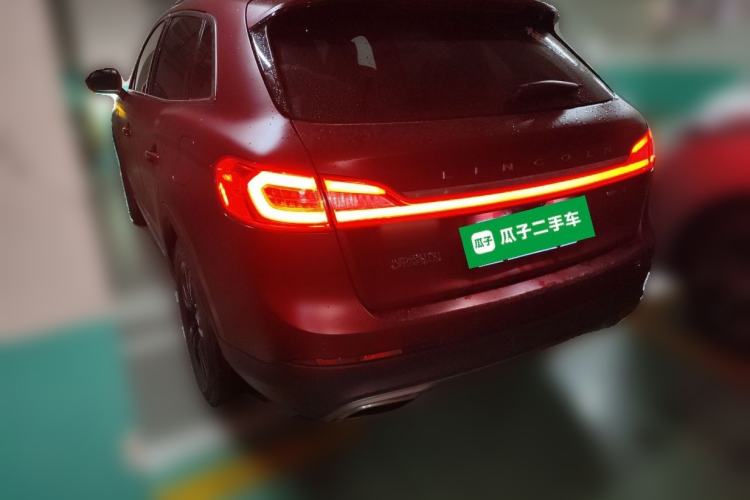 Used Lincoln MKX 2015 2.0T Two-Wheel Drive Deluxe Edition