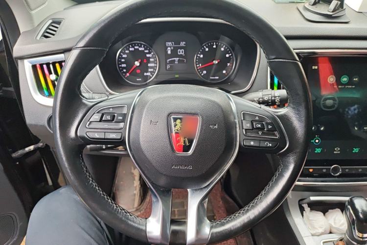 Used Roewe RX5 2017 20T Two-Wheel Drive Automatic Internet Elite Edition Steering Wheel