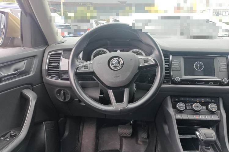 Used Skoda Kodiaq 2017 TSI330 7-Seater Two-Wheel-Drive Luxury Edition Steering Wheel