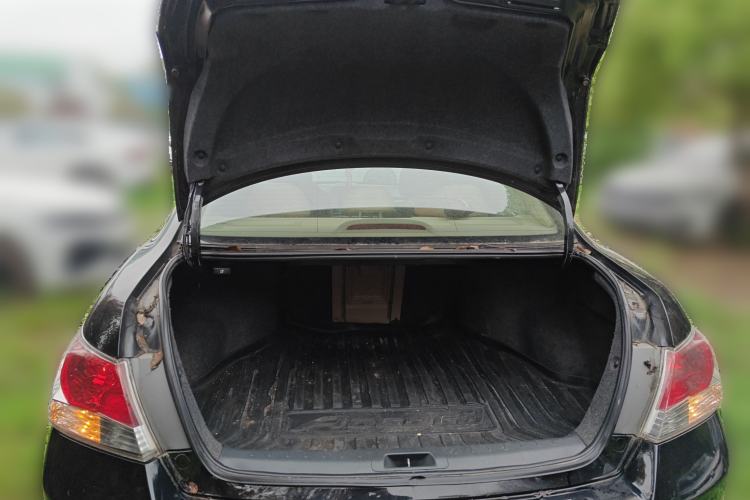 Used Honda Accord 2010 2.0L EX Trunk