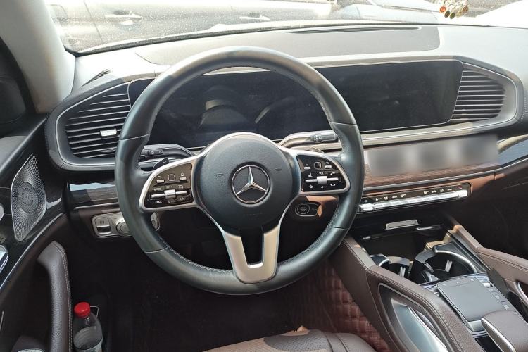 Used Mercedes-Benz GLE 2022 GLE 350 4MATIC Stylish Model Steering Wheel