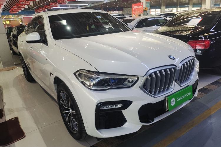 Used BMW X6 2020 xDrive40i M Sport Package Front Right 45 Deg