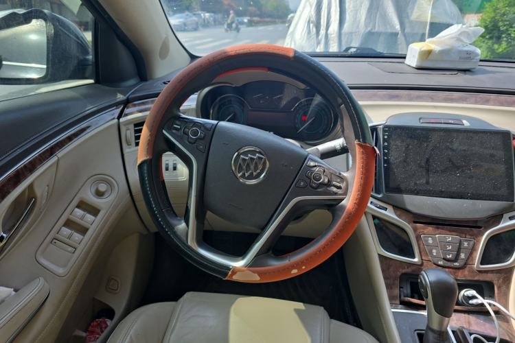 Used Buick LaCrosse 2013 2.4L SIDI Leading Comfort Version Steering Wheel