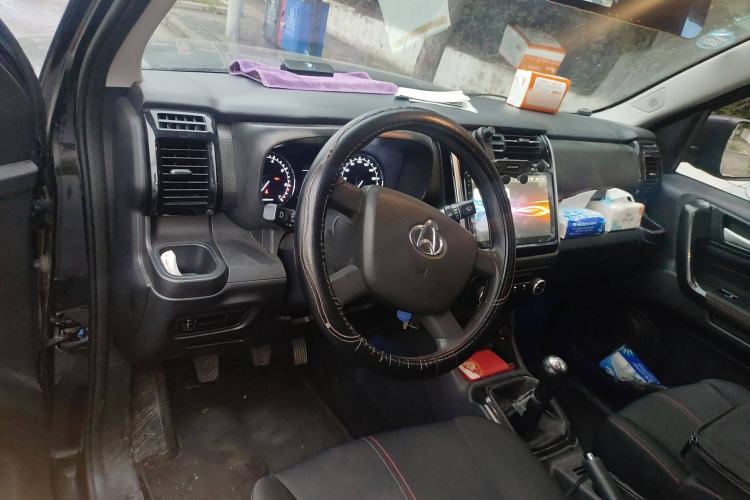 Used CHANGAN OSHAN X70A 2019 1.5L Manual Basic Version China VI Standard