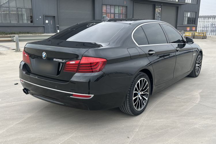 Used BMW 5 Series 2014 525Li Luxury Design Package
